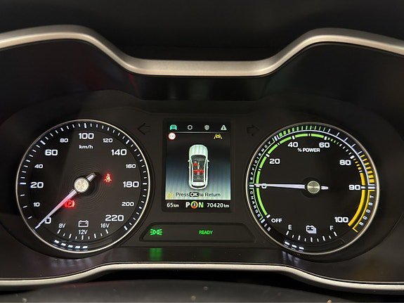Vehicle Image 16