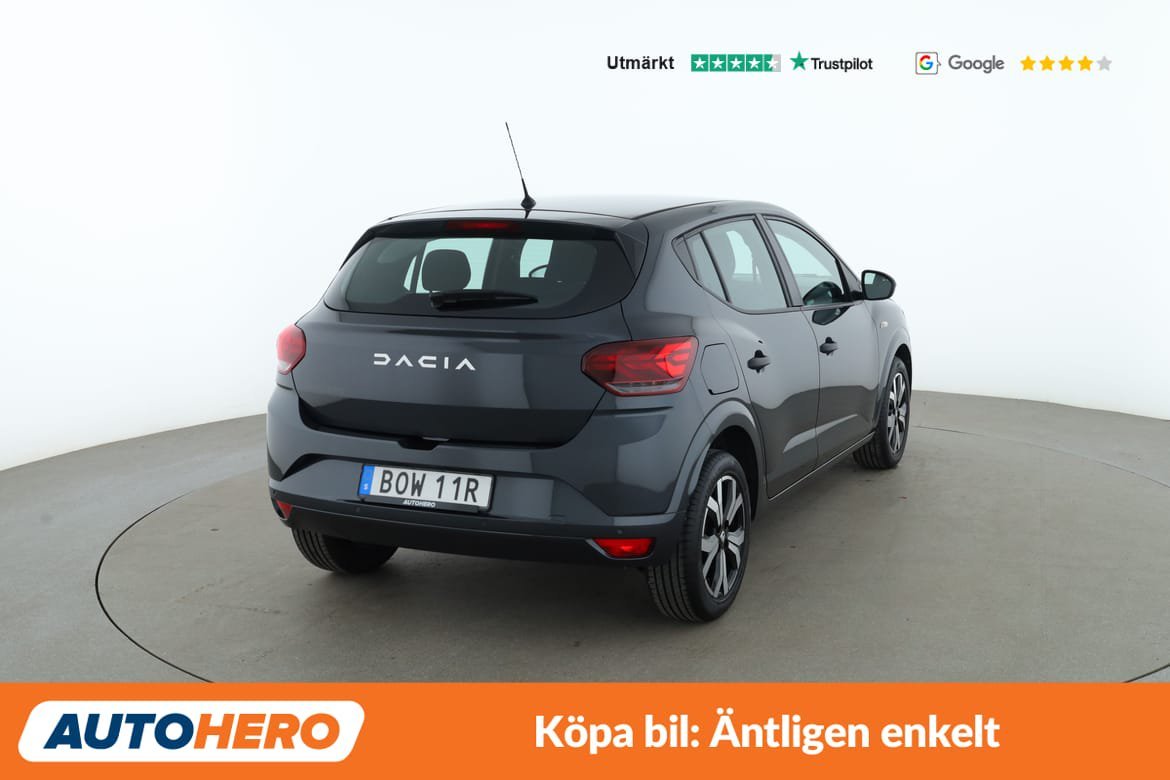 Vehicle Image 6