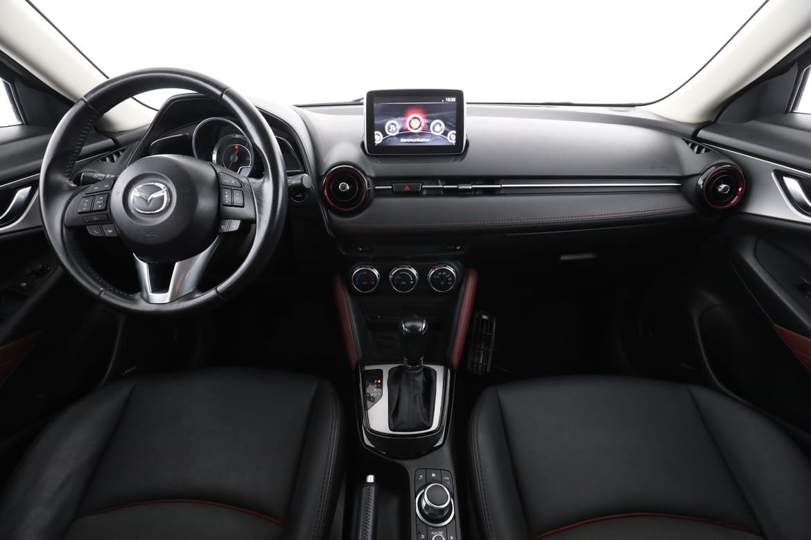 Vehicle Image 13