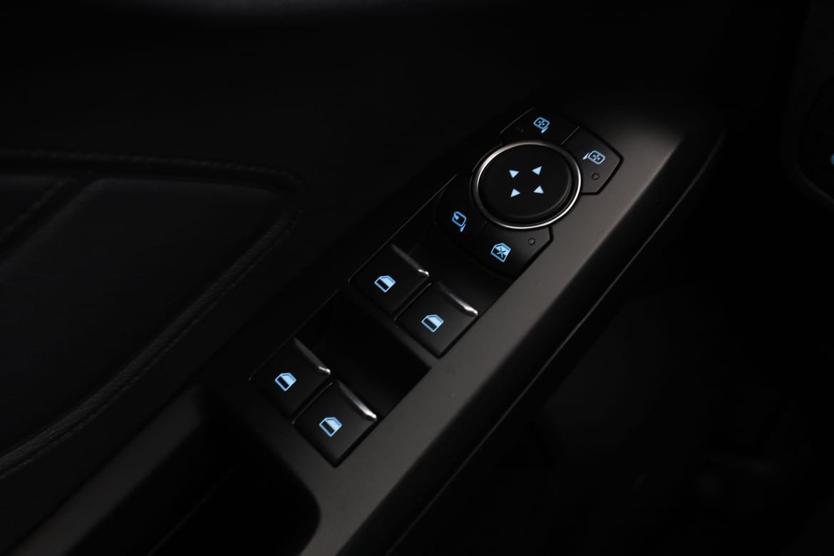 Vehicle Image 35