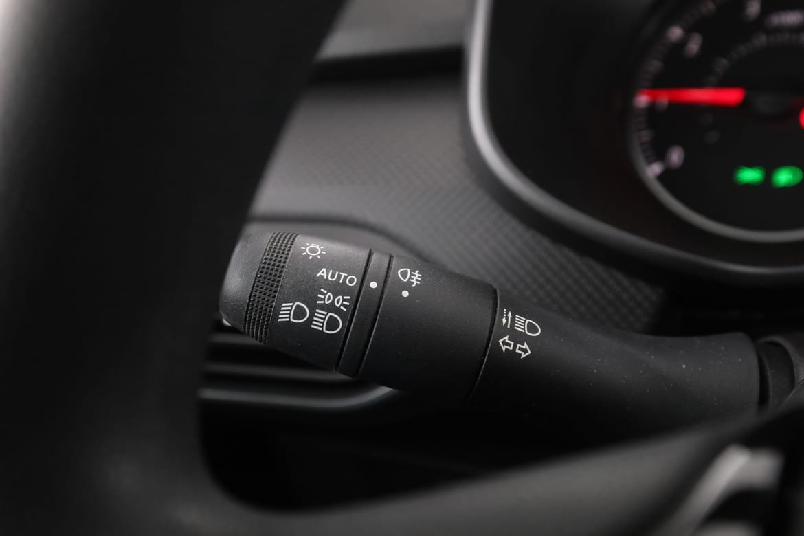 Vehicle Image 32