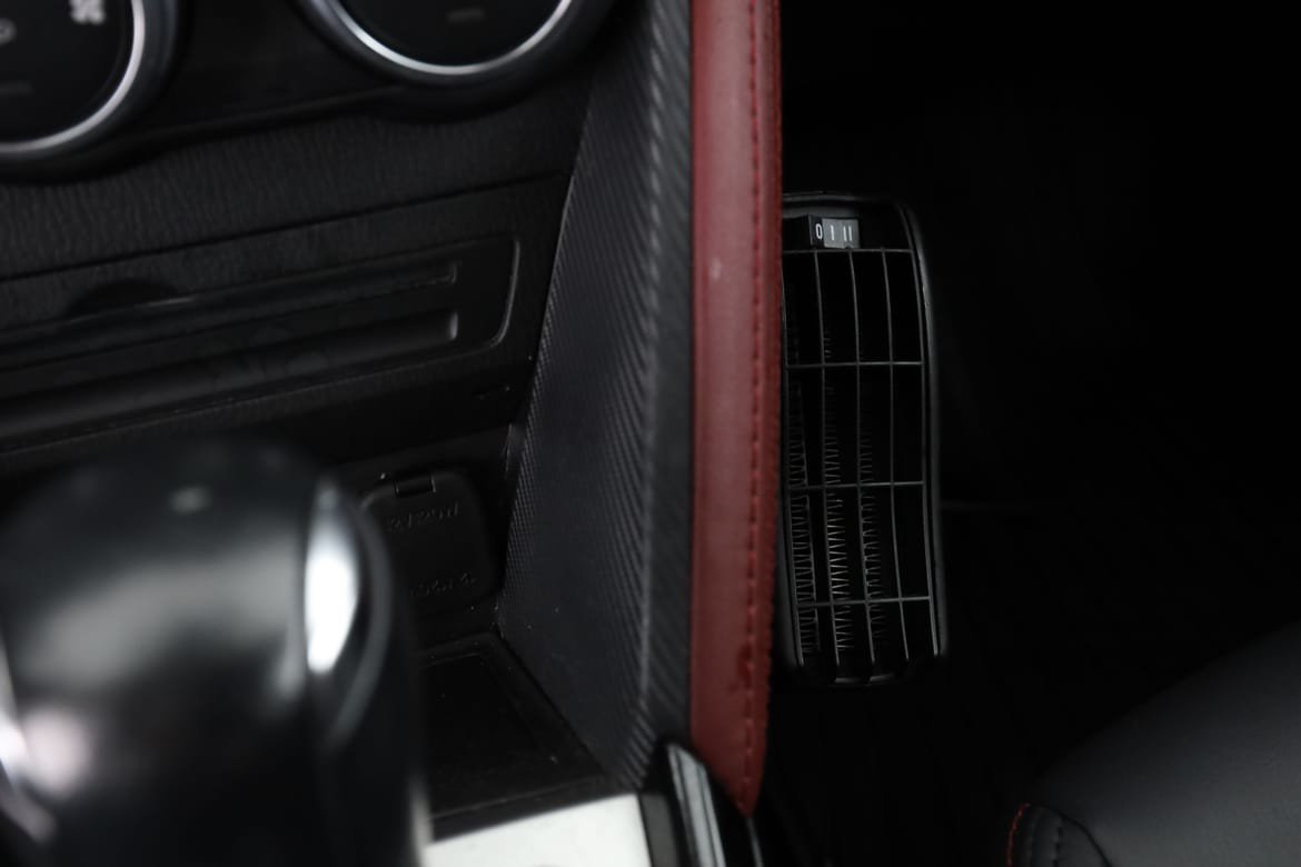 Vehicle Image 38