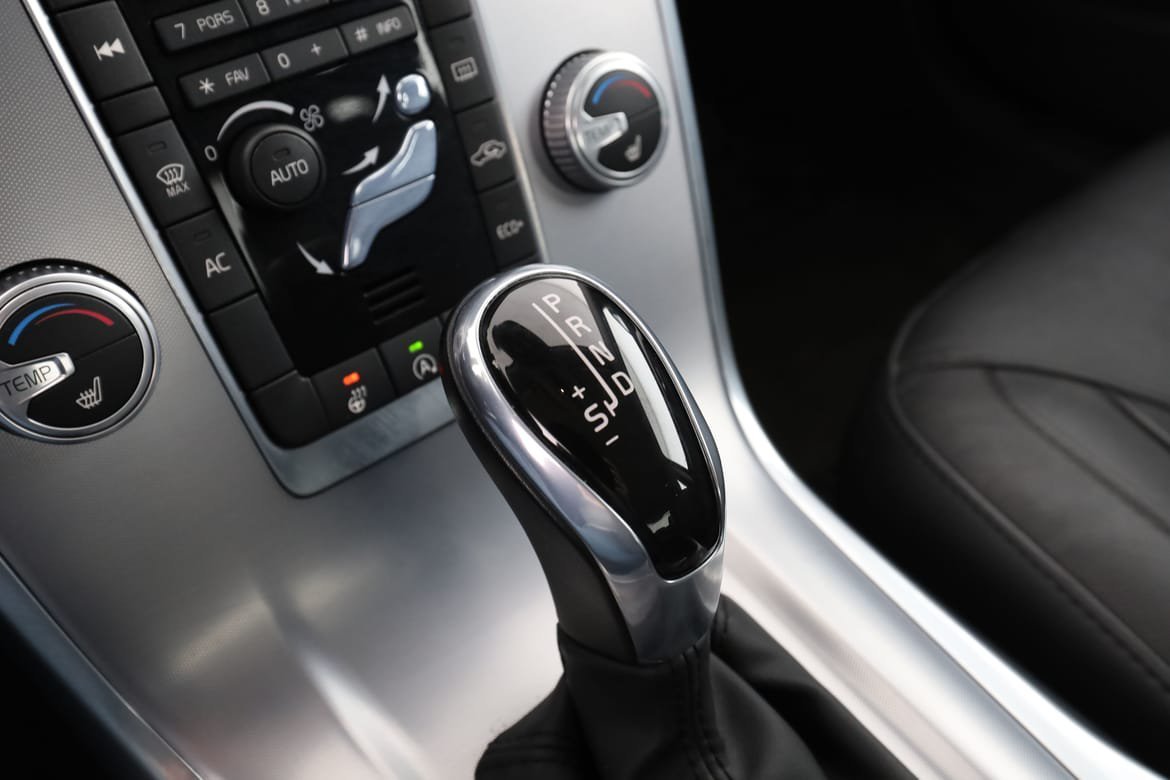Vehicle Image 25