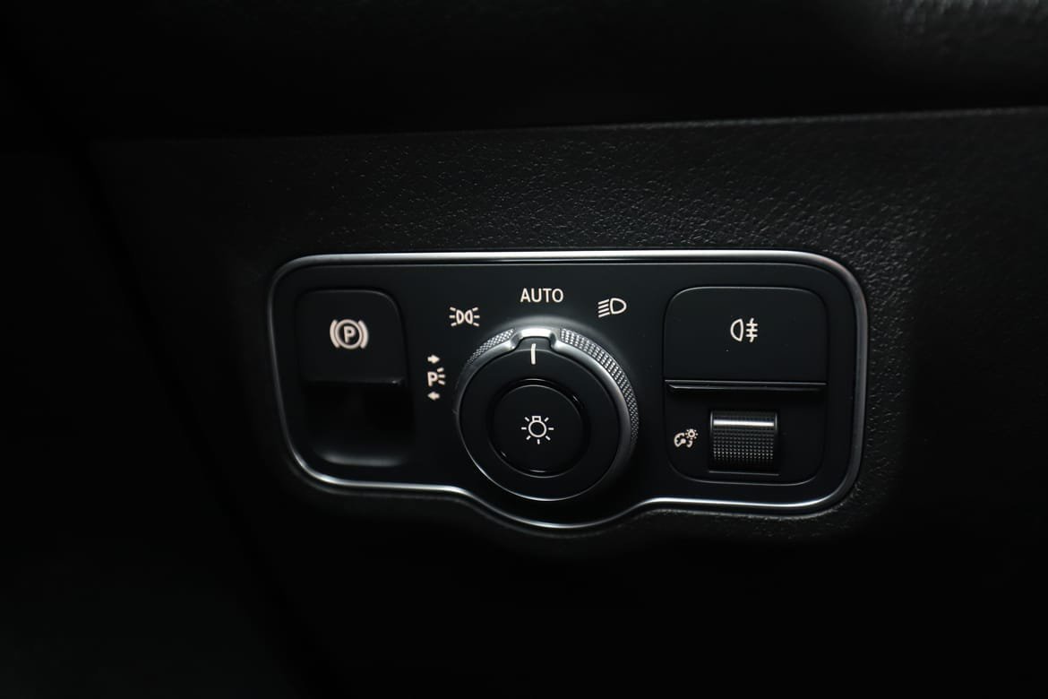 Vehicle Image 37