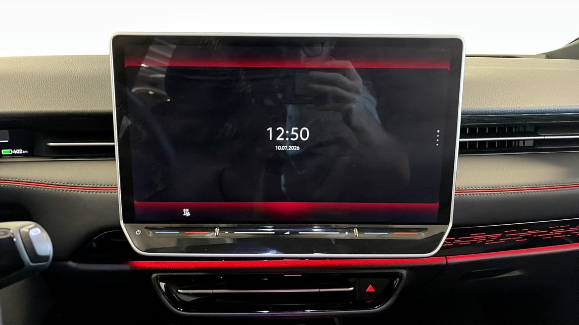 Vehicle Image 10