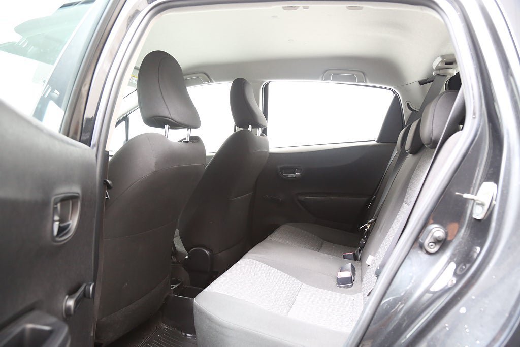 Vehicle Image 22