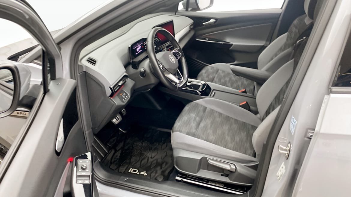 Vehicle Image 13