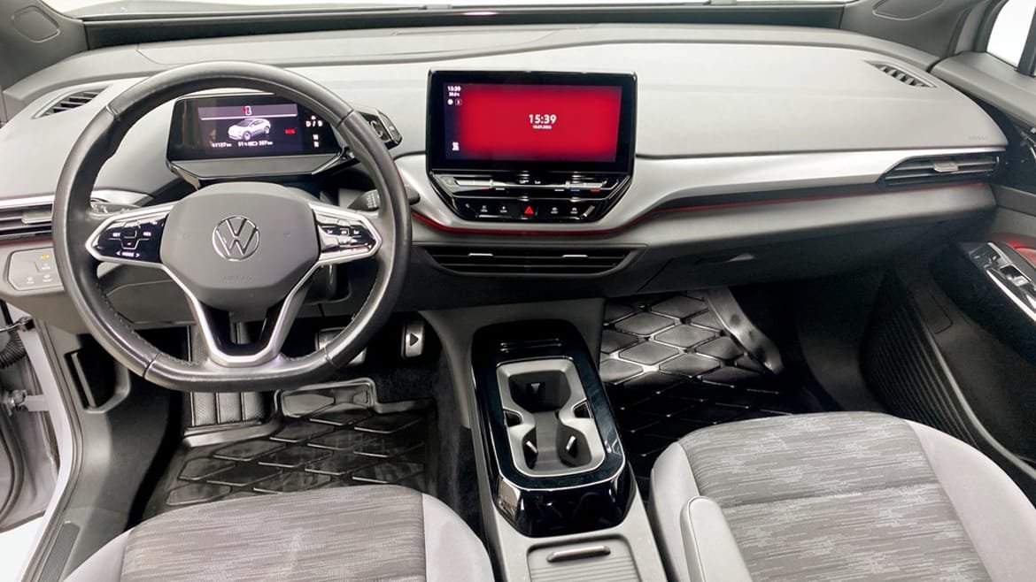 Vehicle Image 15