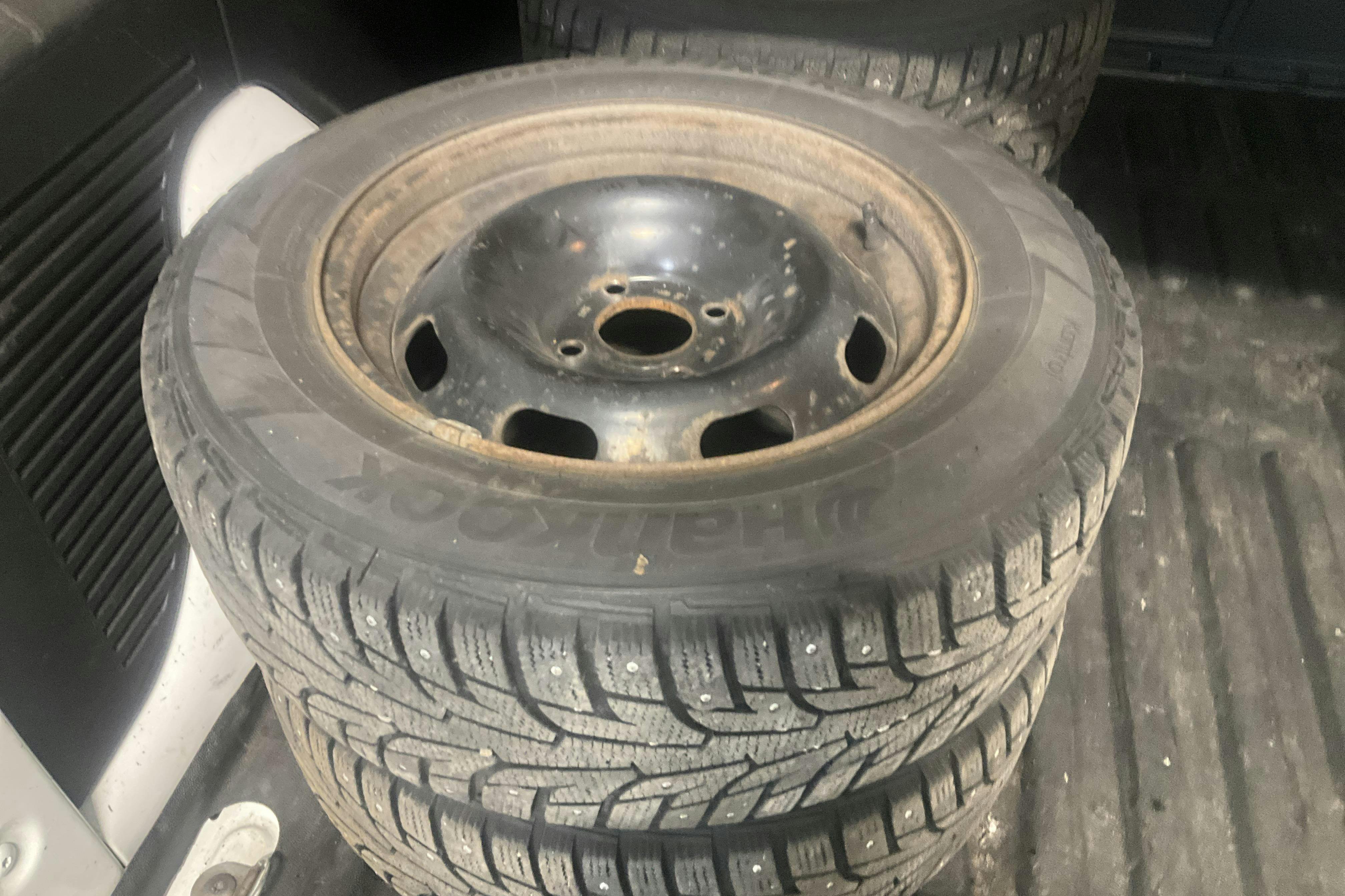 Vehicle Image 10