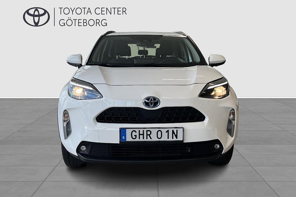 Vehicle Image 8