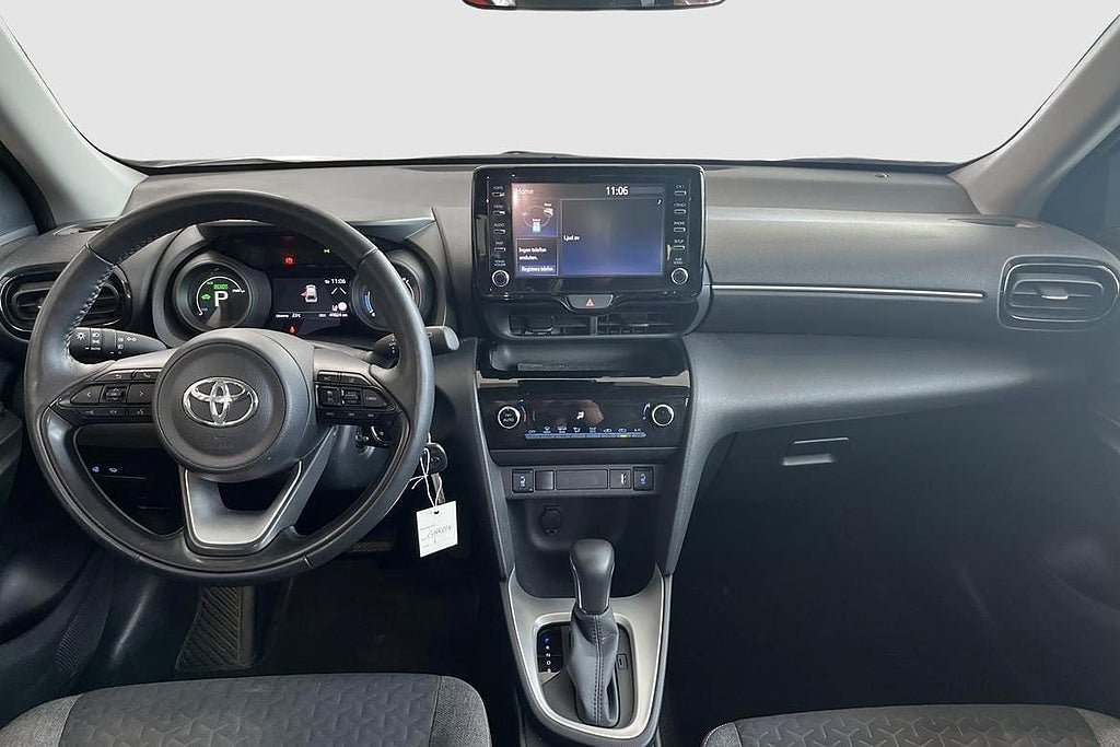 Vehicle Image 11