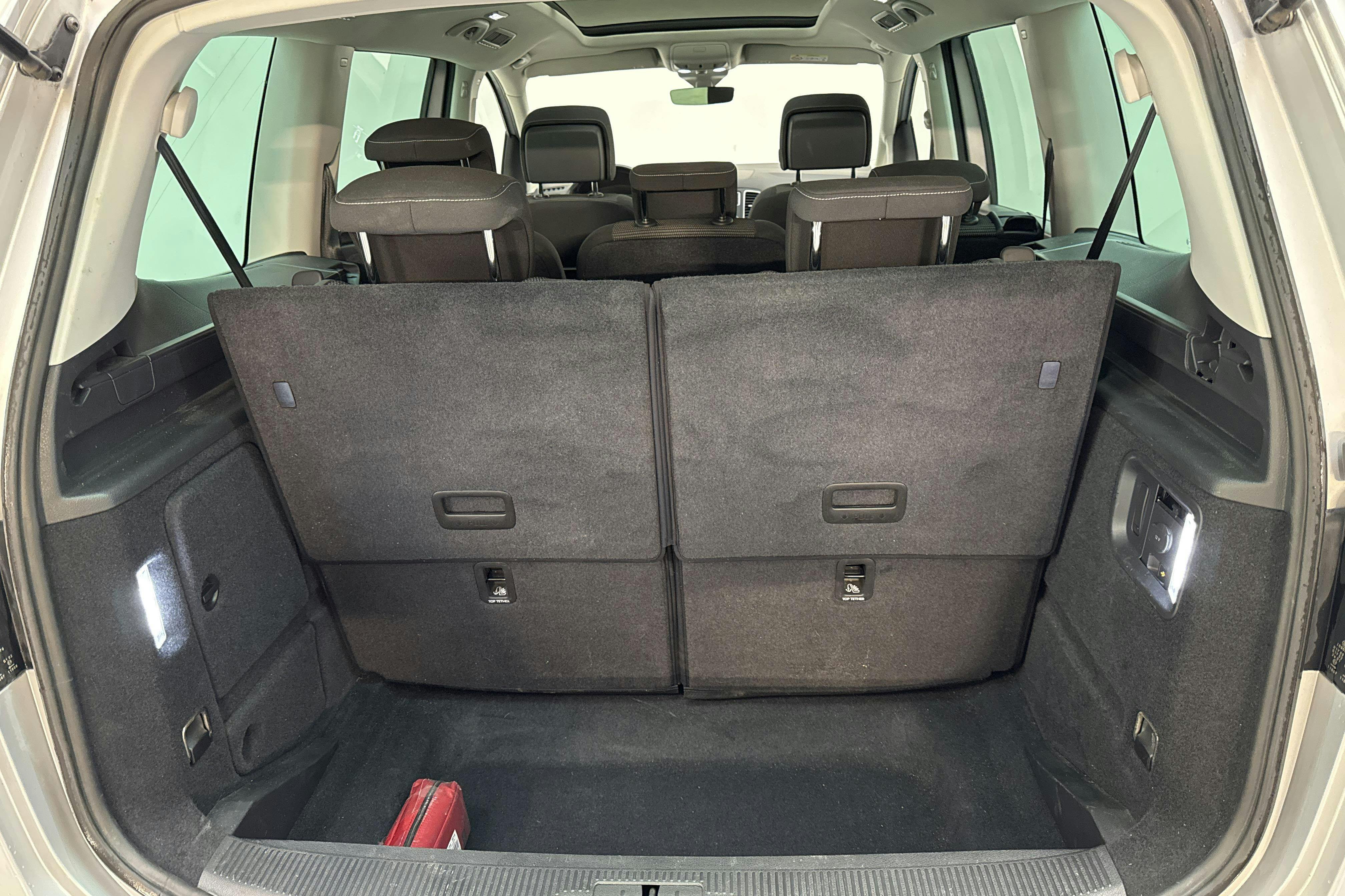 Vehicle Image 11