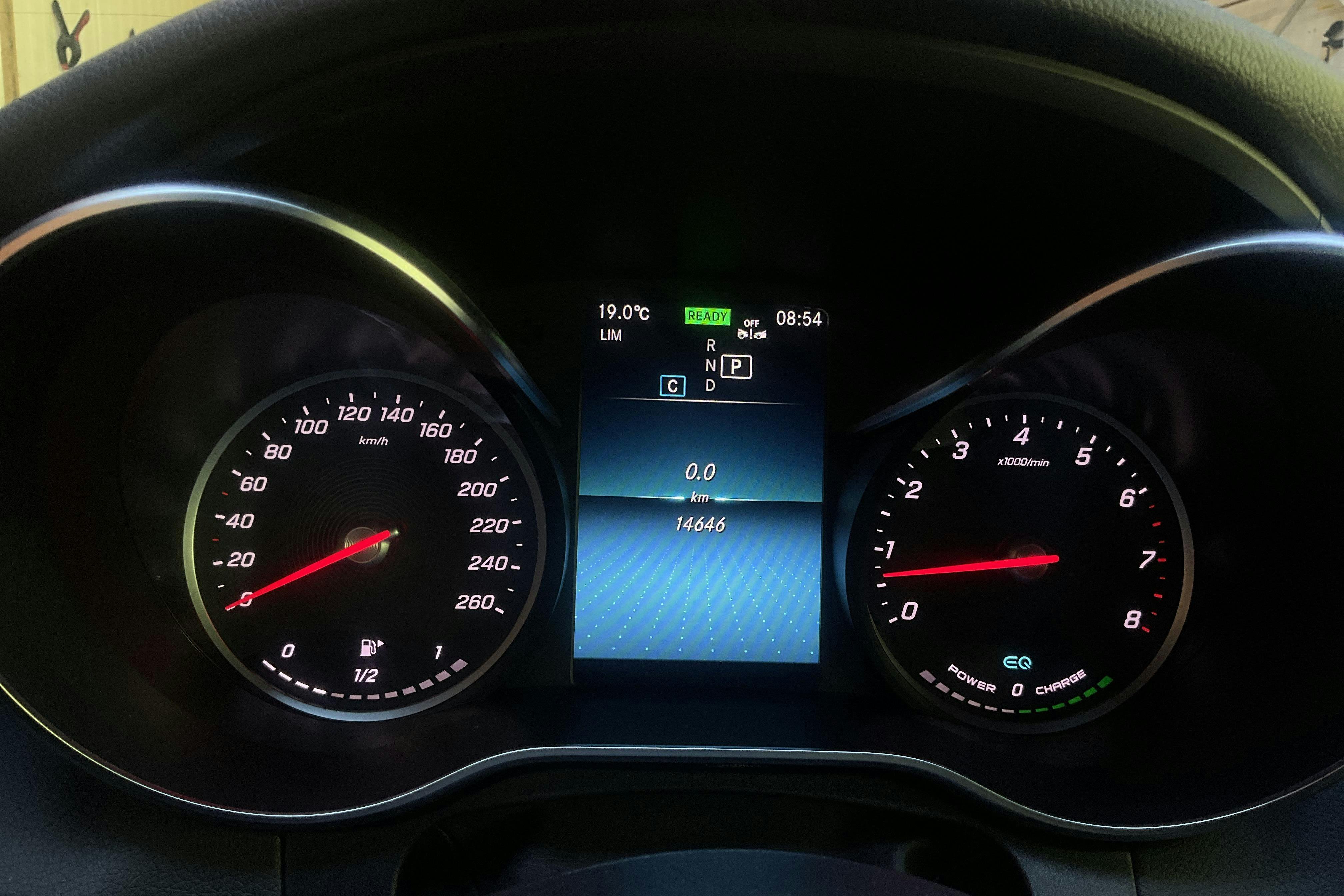 Vehicle Image 15