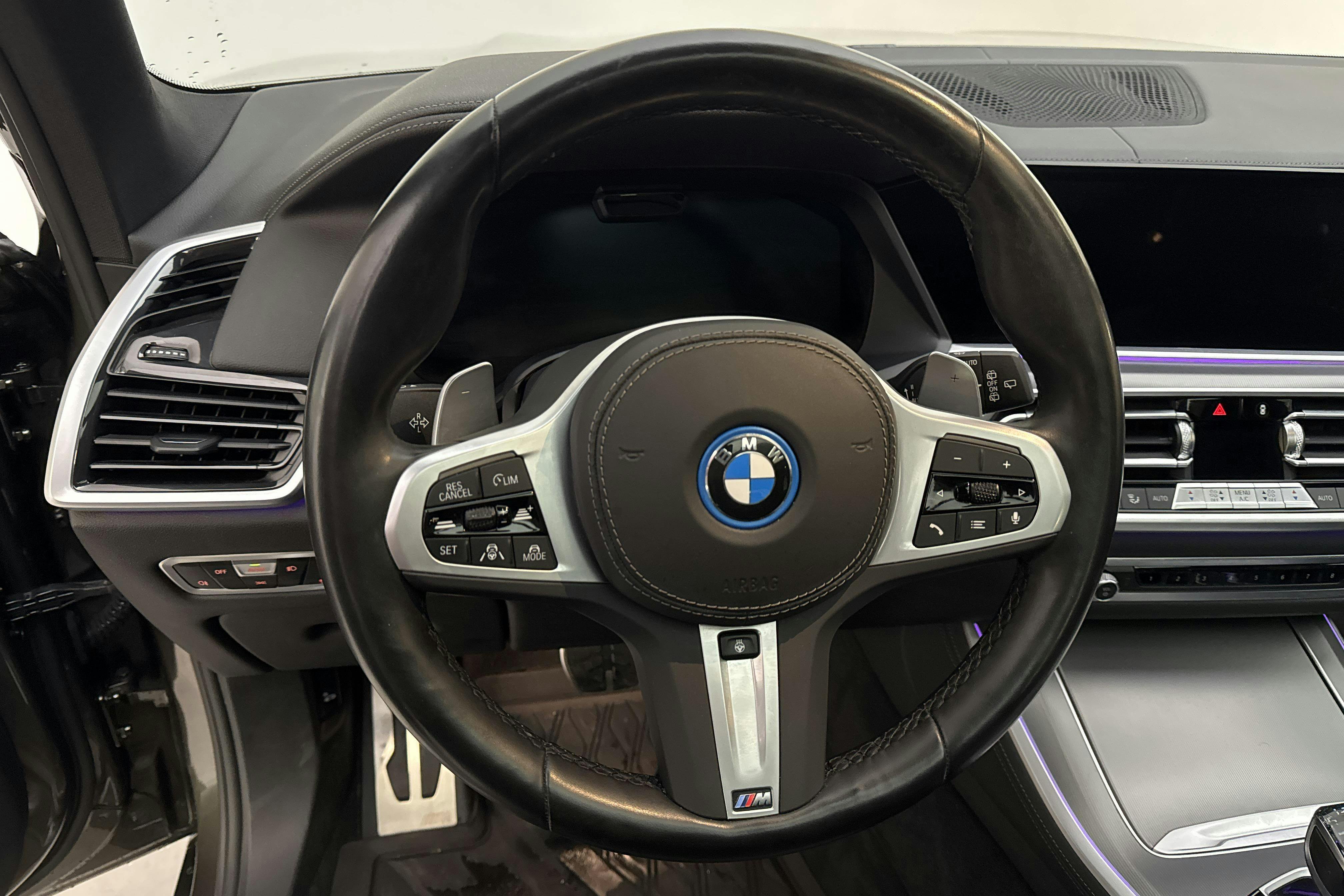 Vehicle Image 19