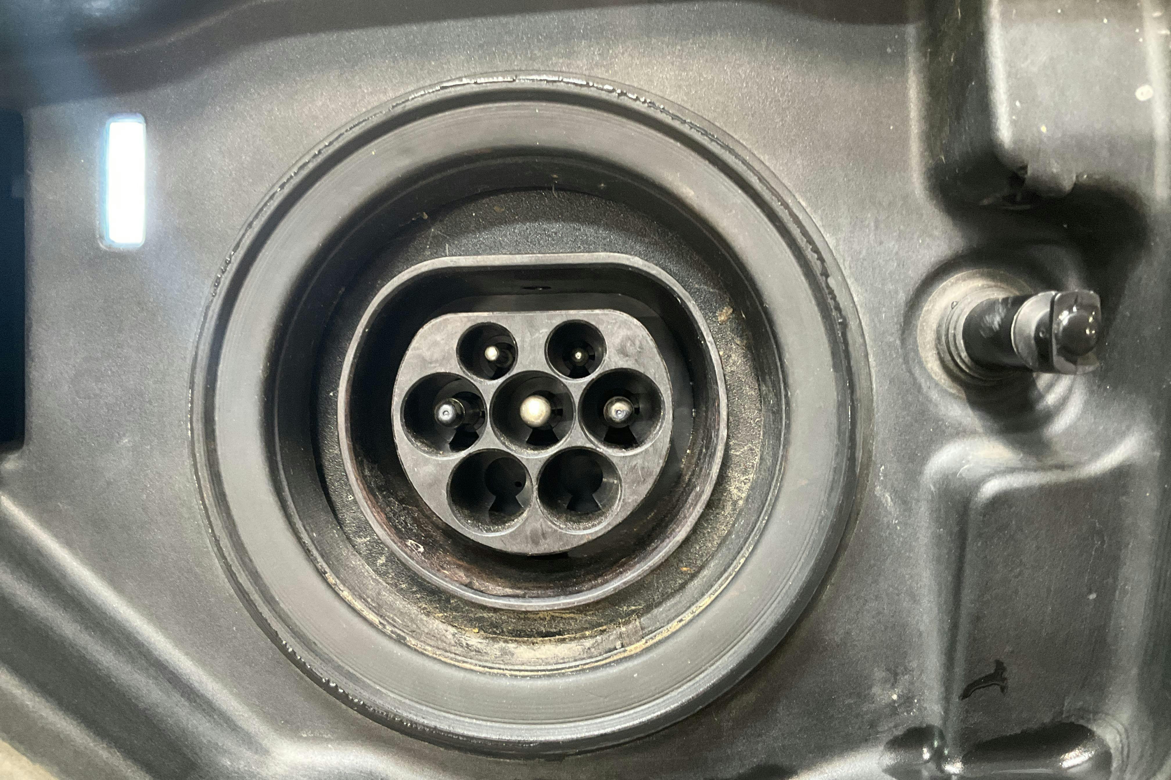 Vehicle Image 22