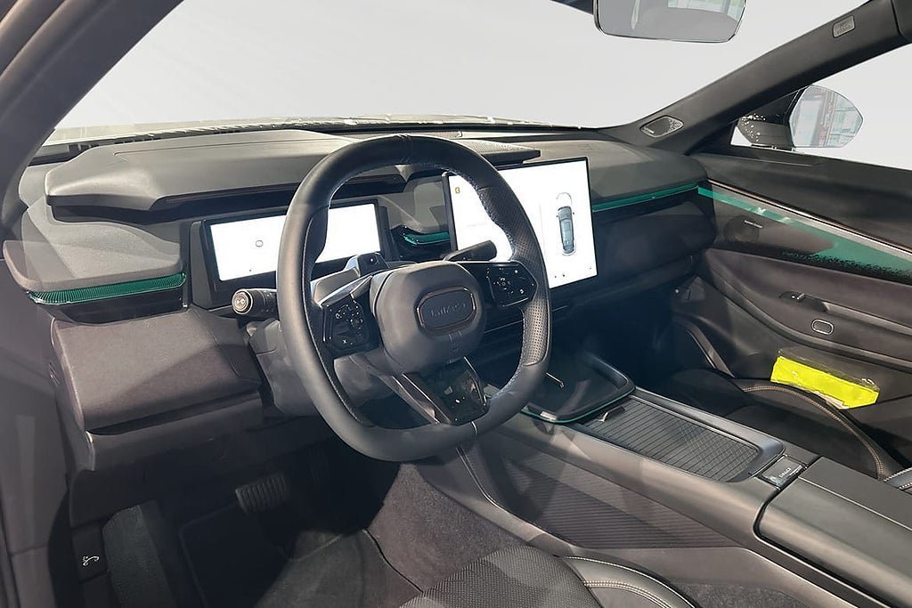 Vehicle Image 15