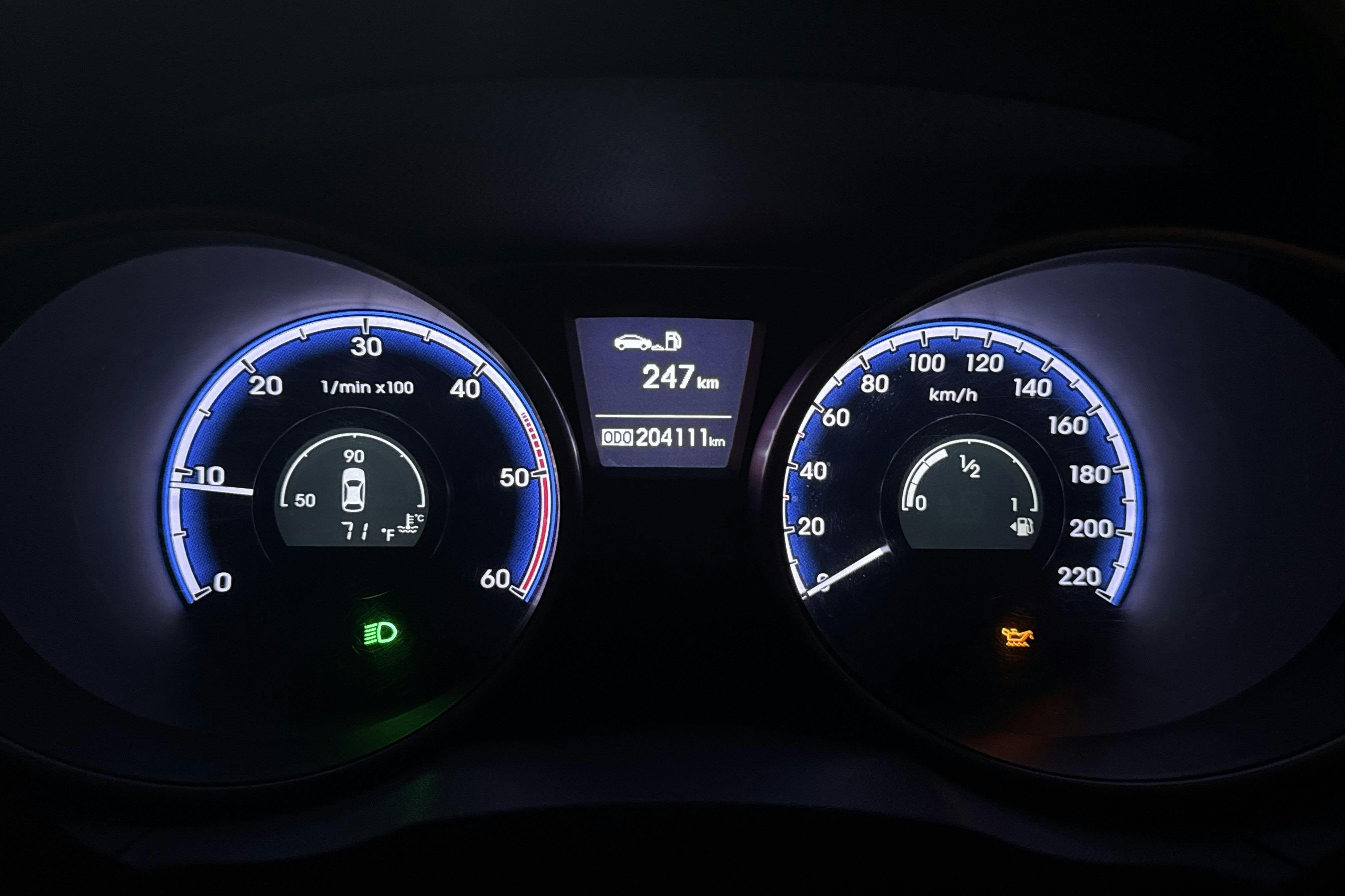 Vehicle Image 10