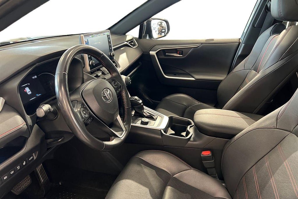 Vehicle Image 14