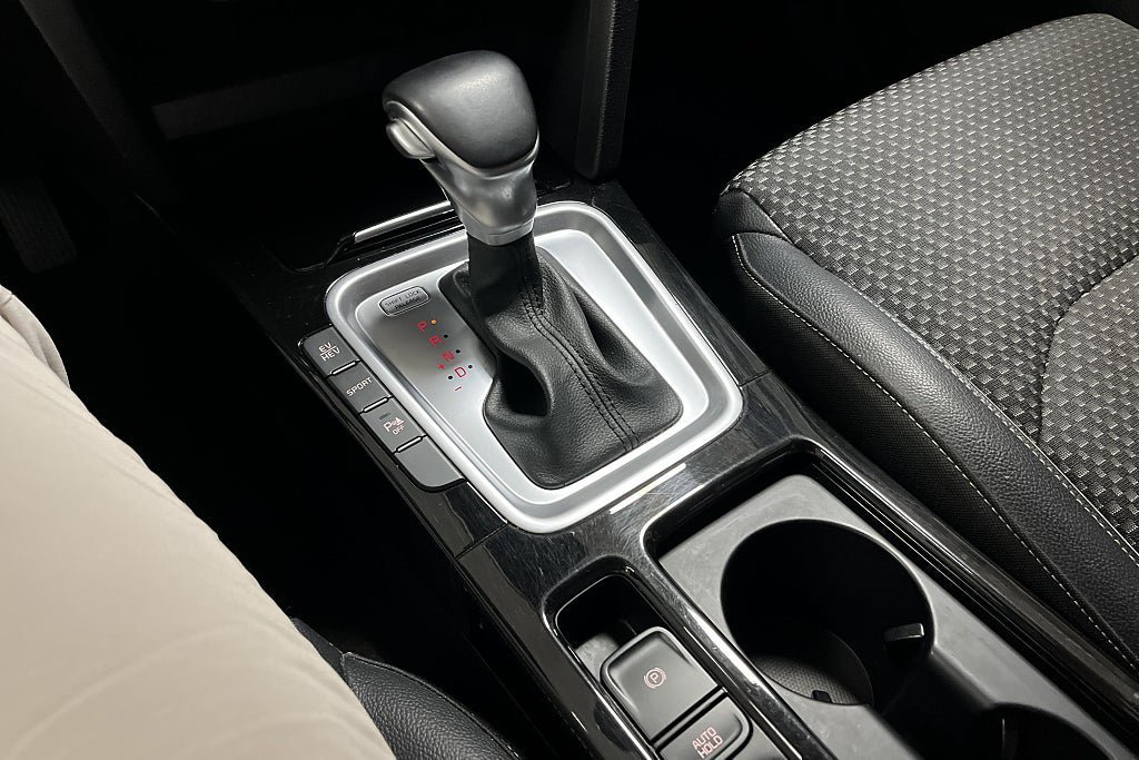 Vehicle Image 13