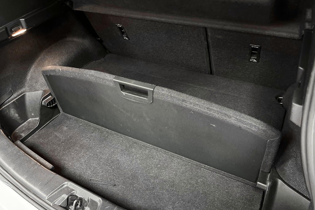 Vehicle Image 18