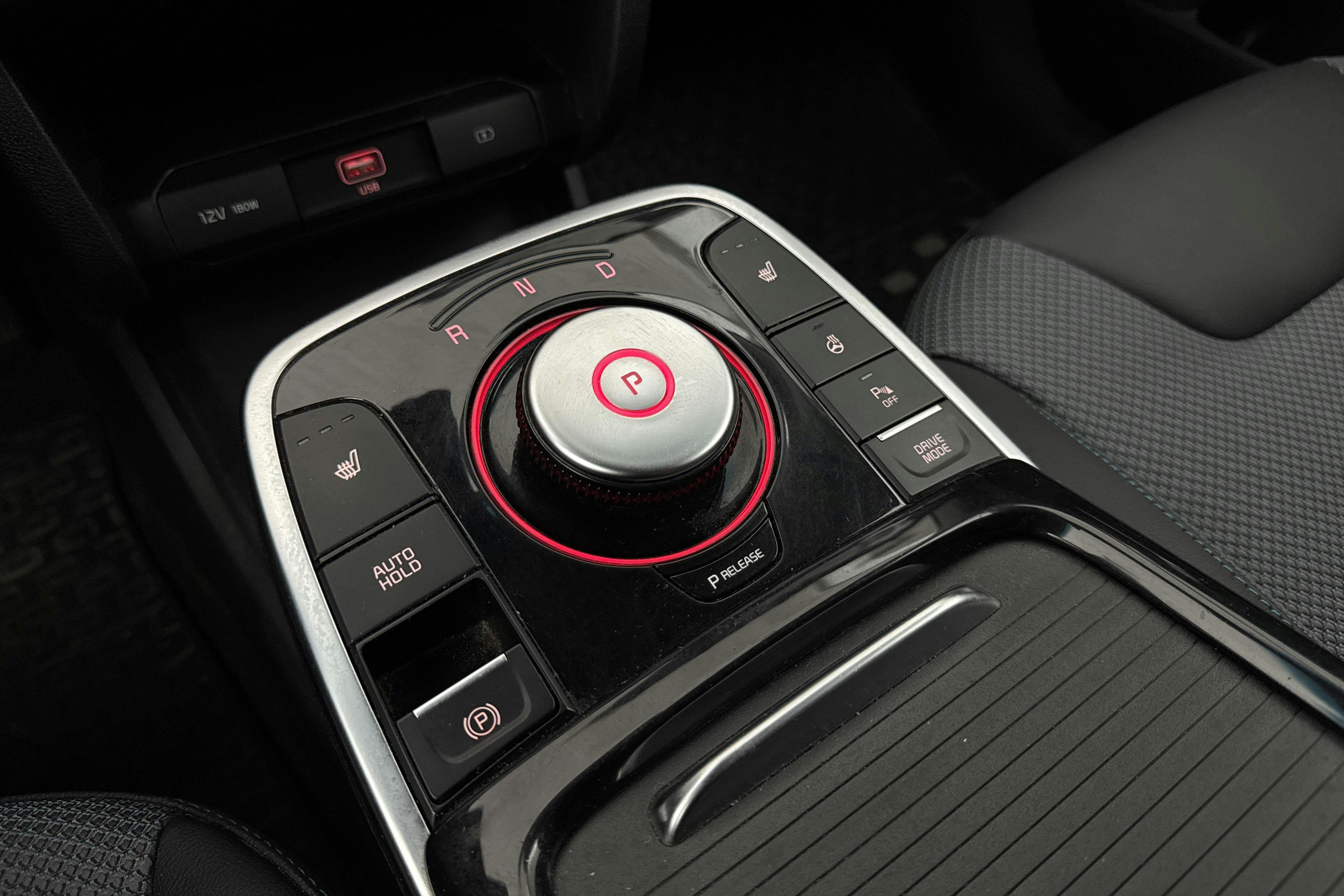 Vehicle Image 15