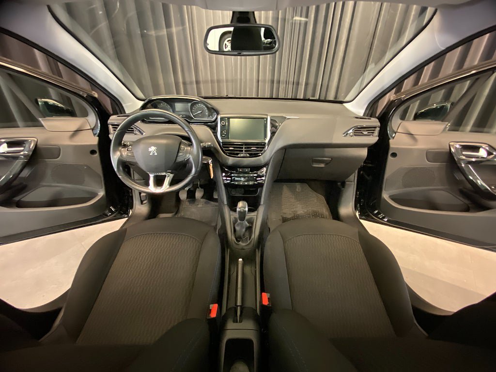 Vehicle Image 41