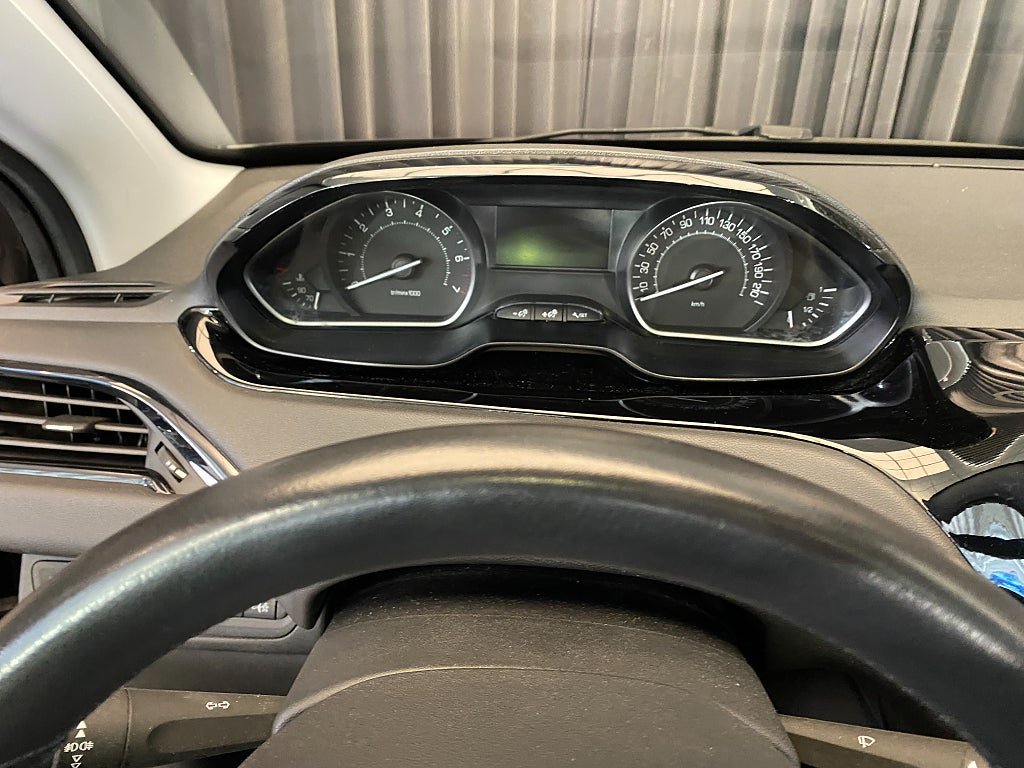 Vehicle Image 50