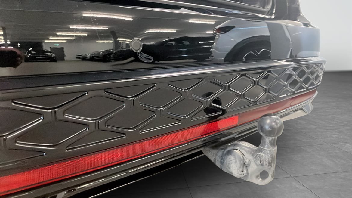 Vehicle Image 13