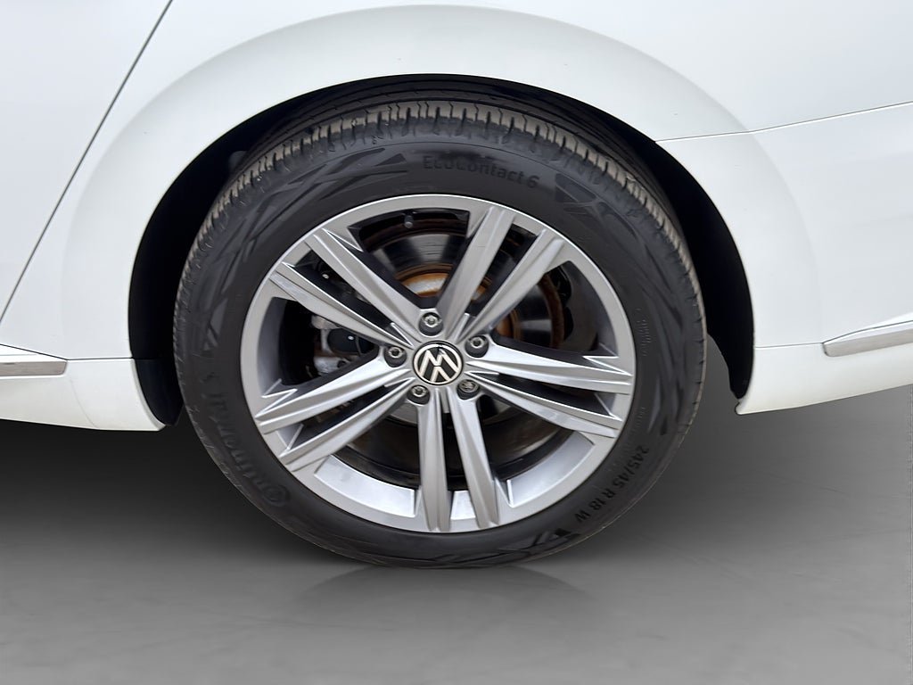 Vehicle Image 30