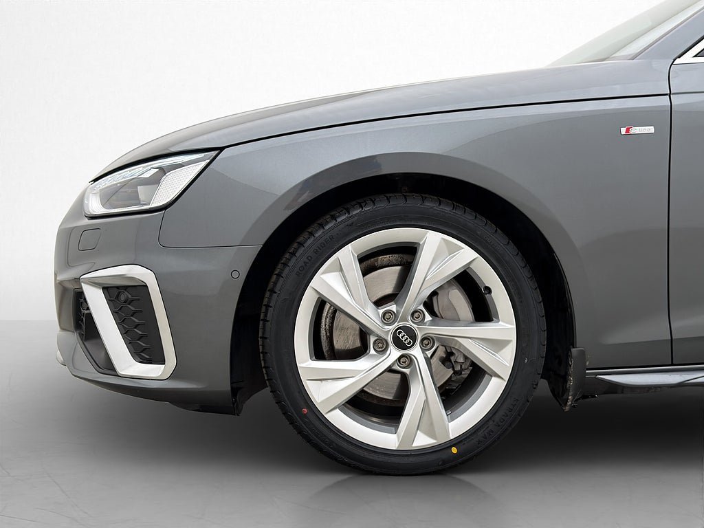 Vehicle Image 30