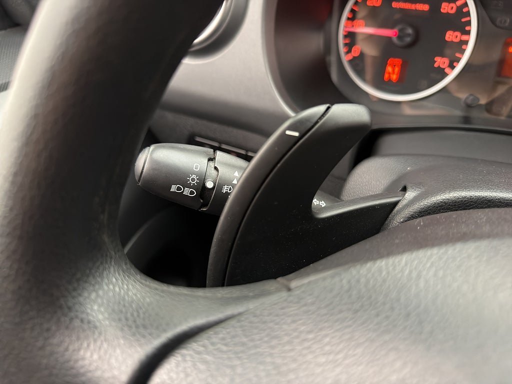Vehicle Image 17
