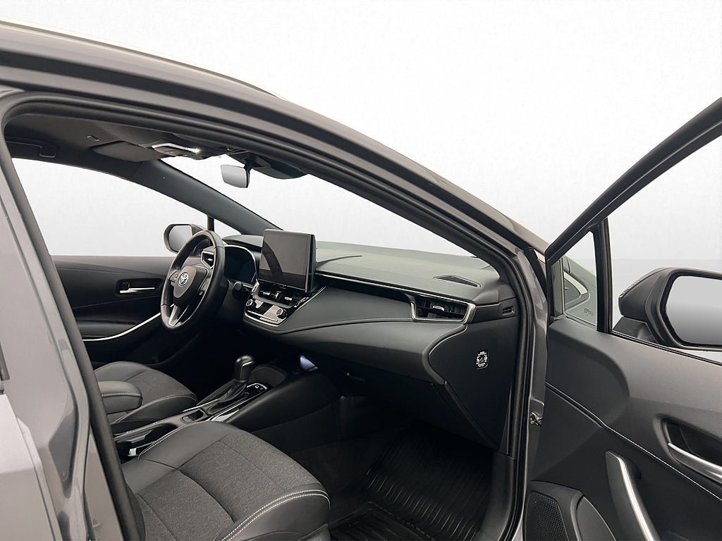 Vehicle Image 23