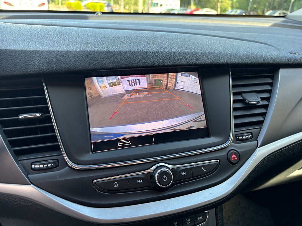 Vehicle Image 18