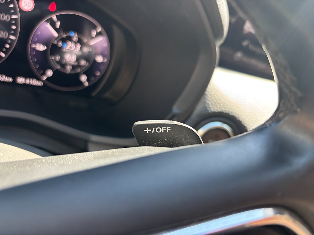 Vehicle Image 25