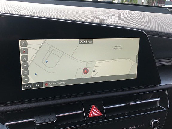 Vehicle Image 11
