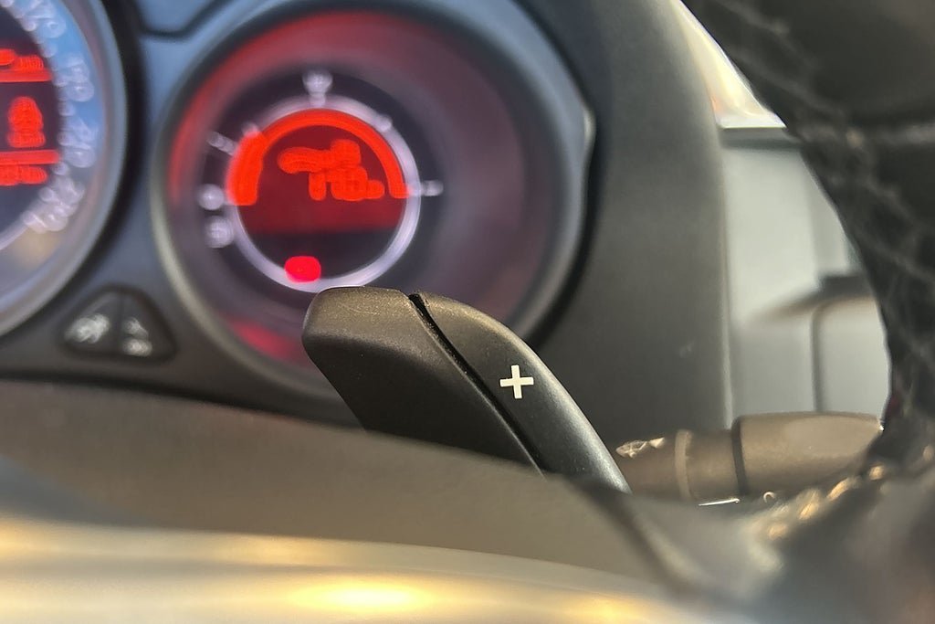 Vehicle Image 23