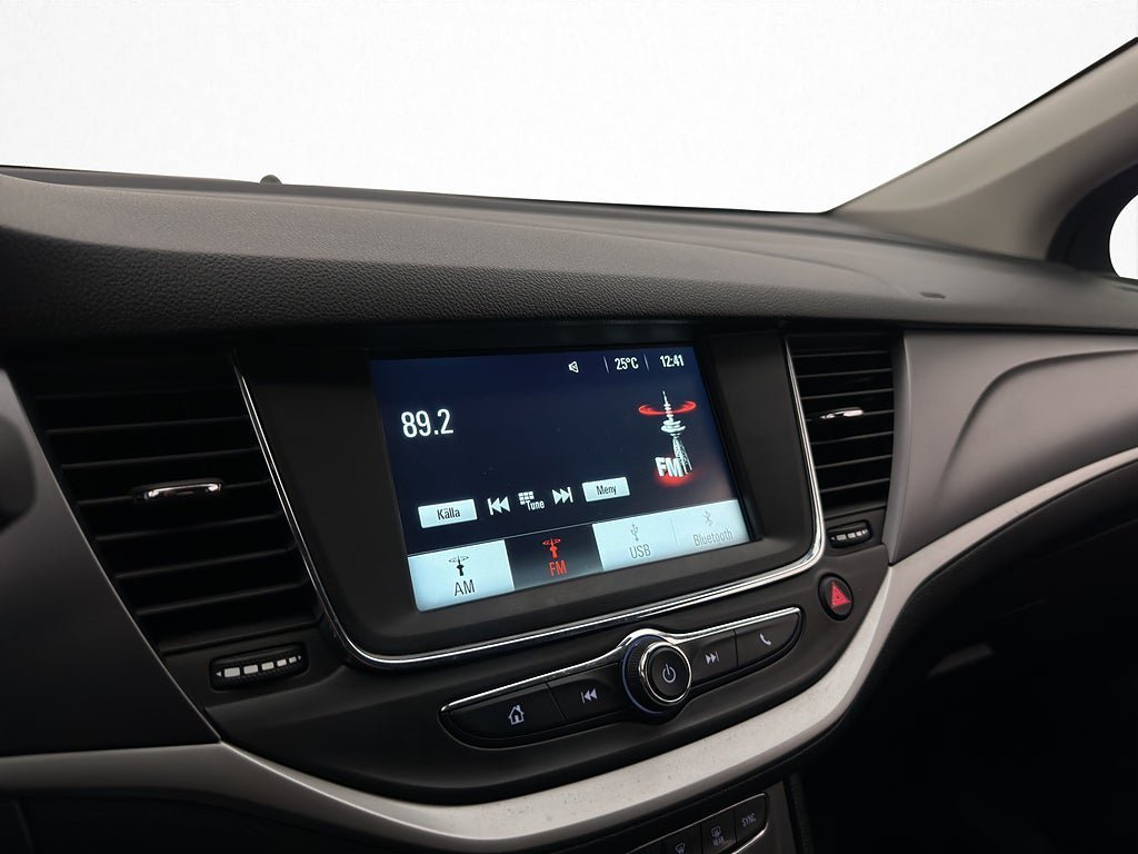 Vehicle Image 19