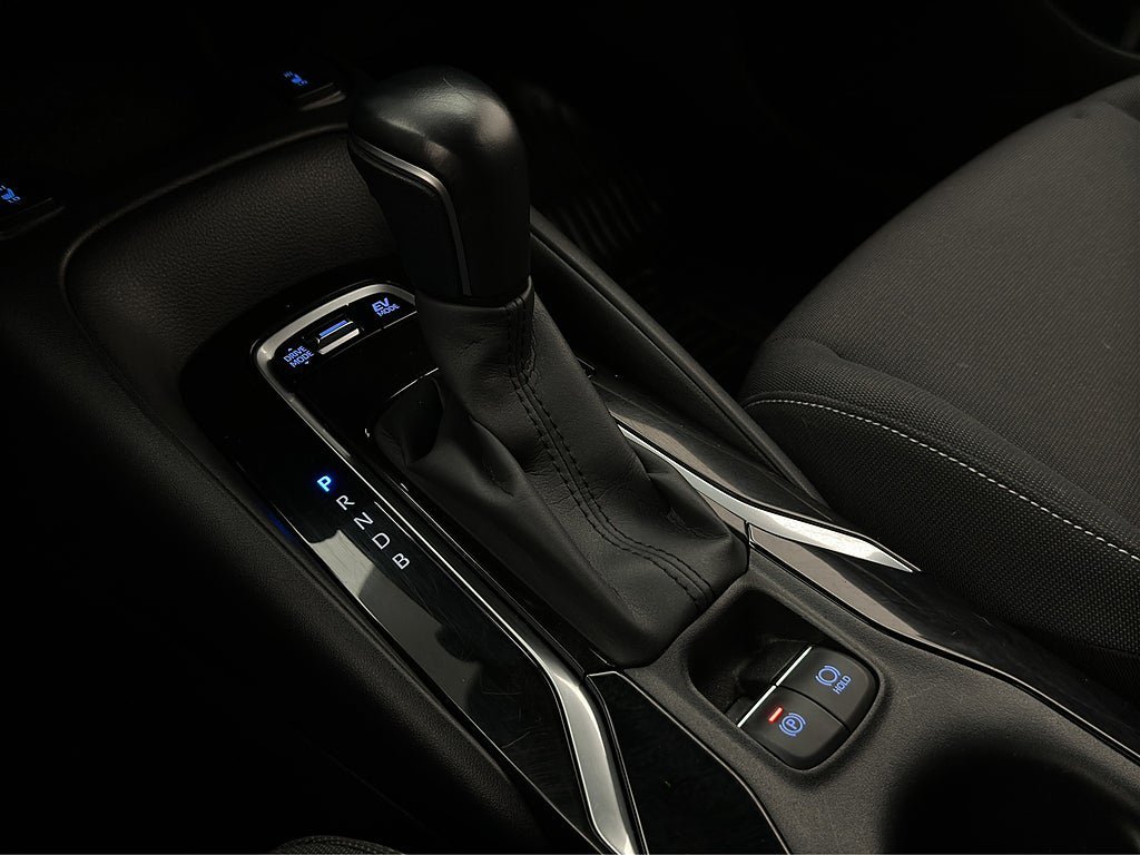 Vehicle Image 22