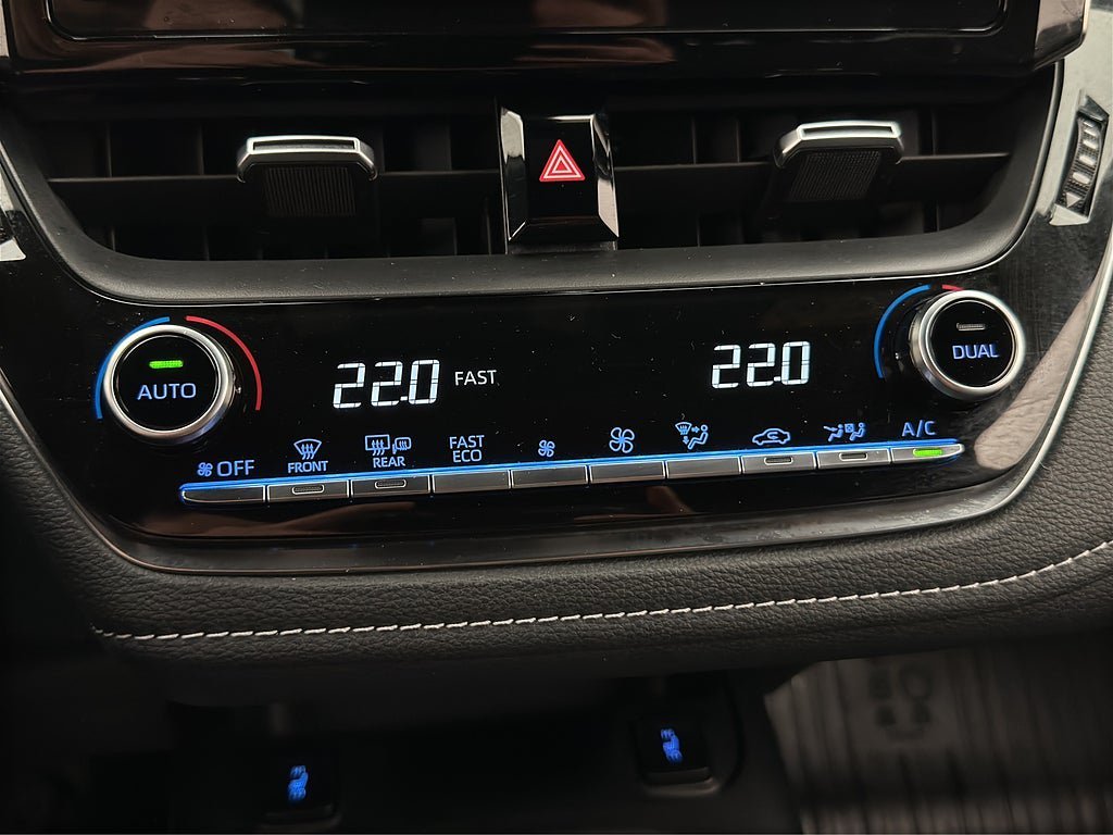 Vehicle Image 26
