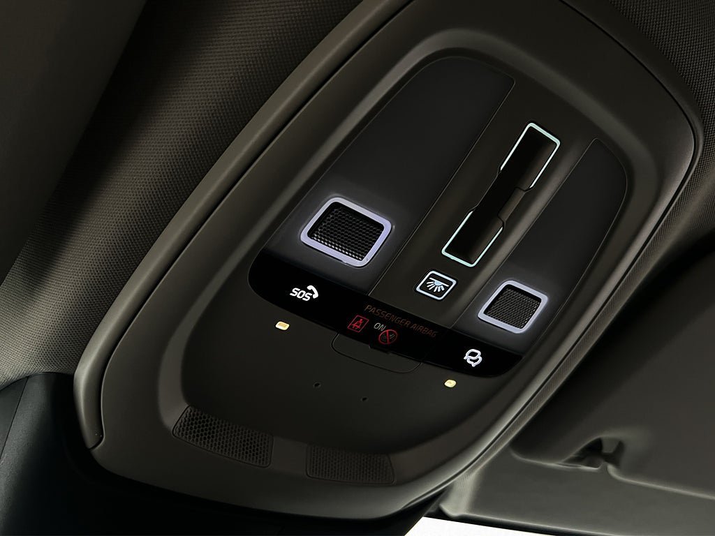 Vehicle Image 38