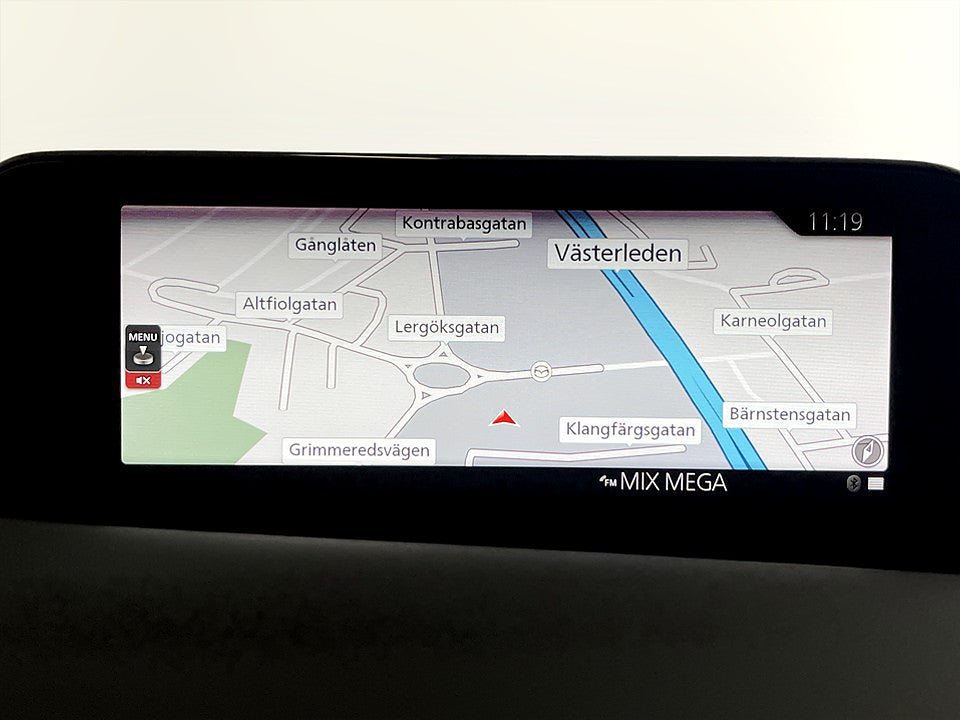 Vehicle Image 10