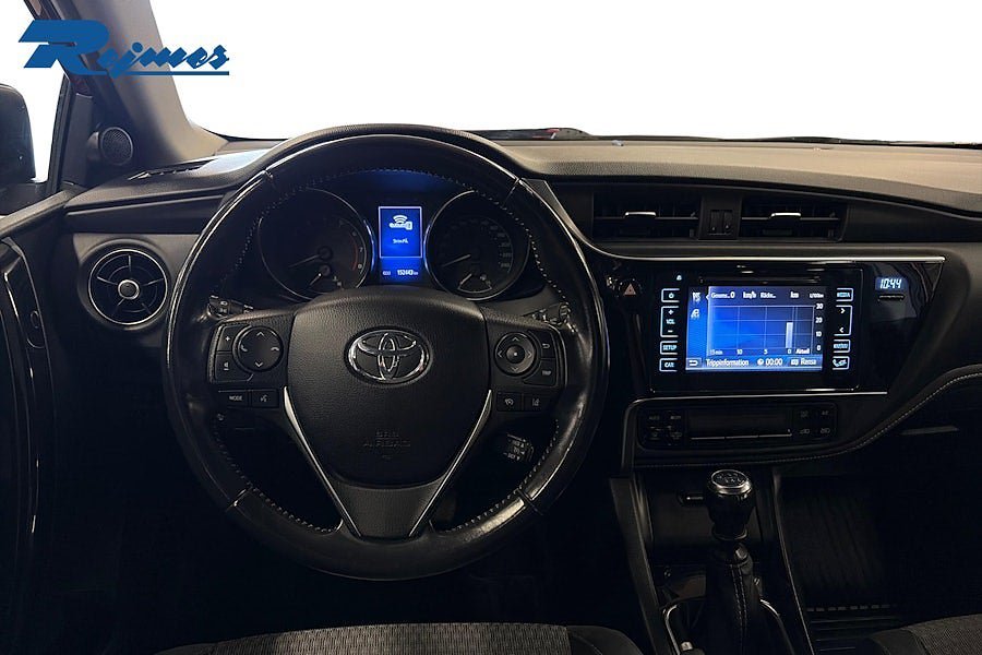 Vehicle Image 9