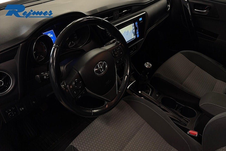 Vehicle Image 18