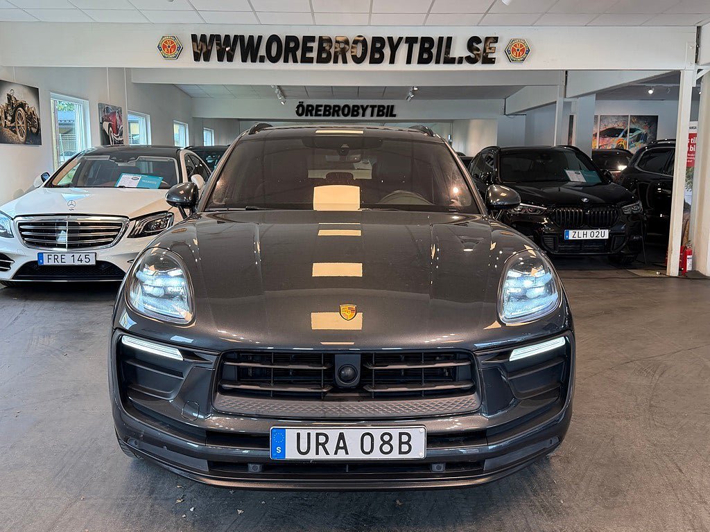 Vehicle Image 31