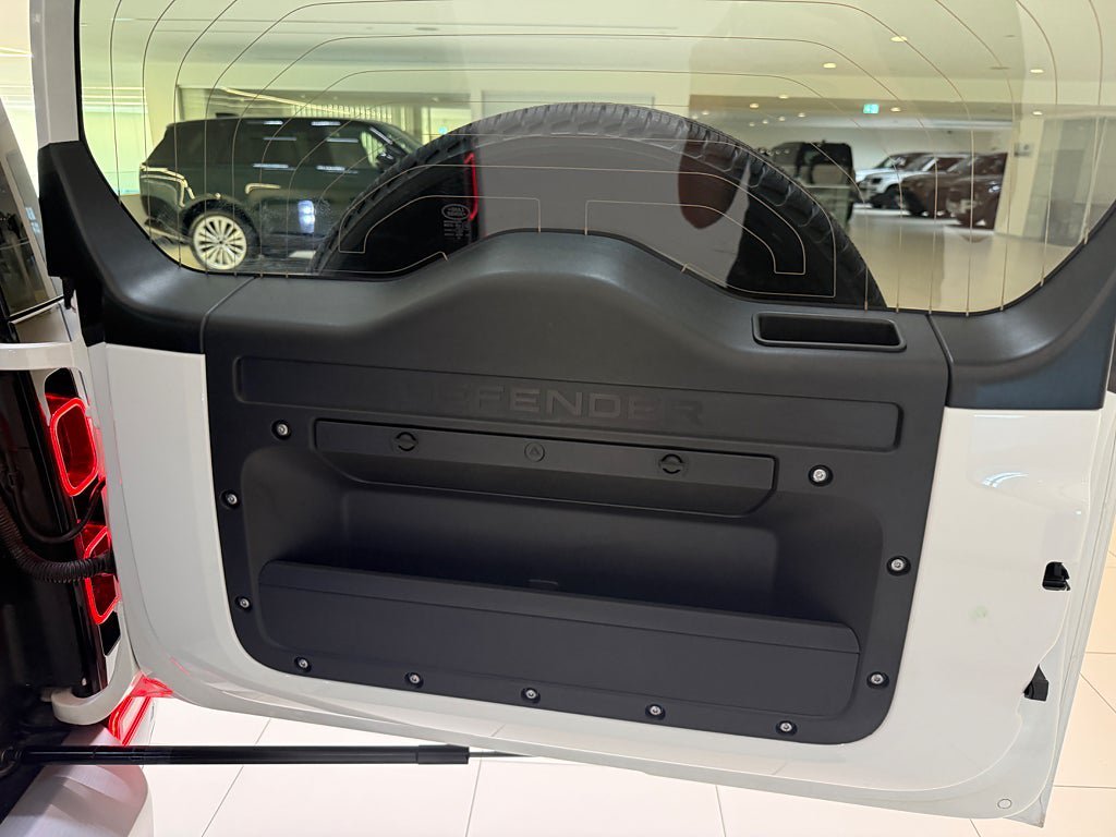 Vehicle Image 21
