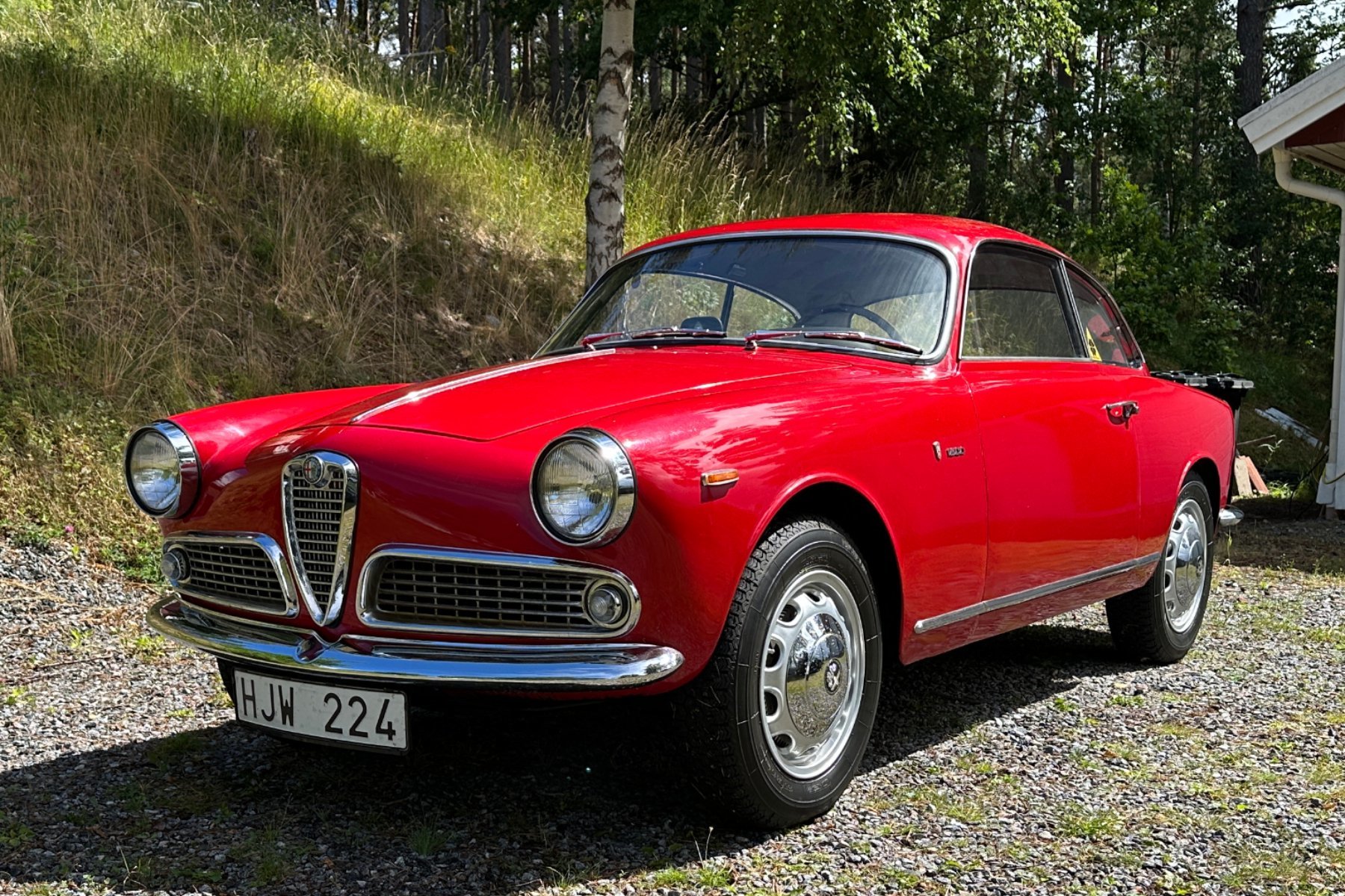 Vehicle Image 24