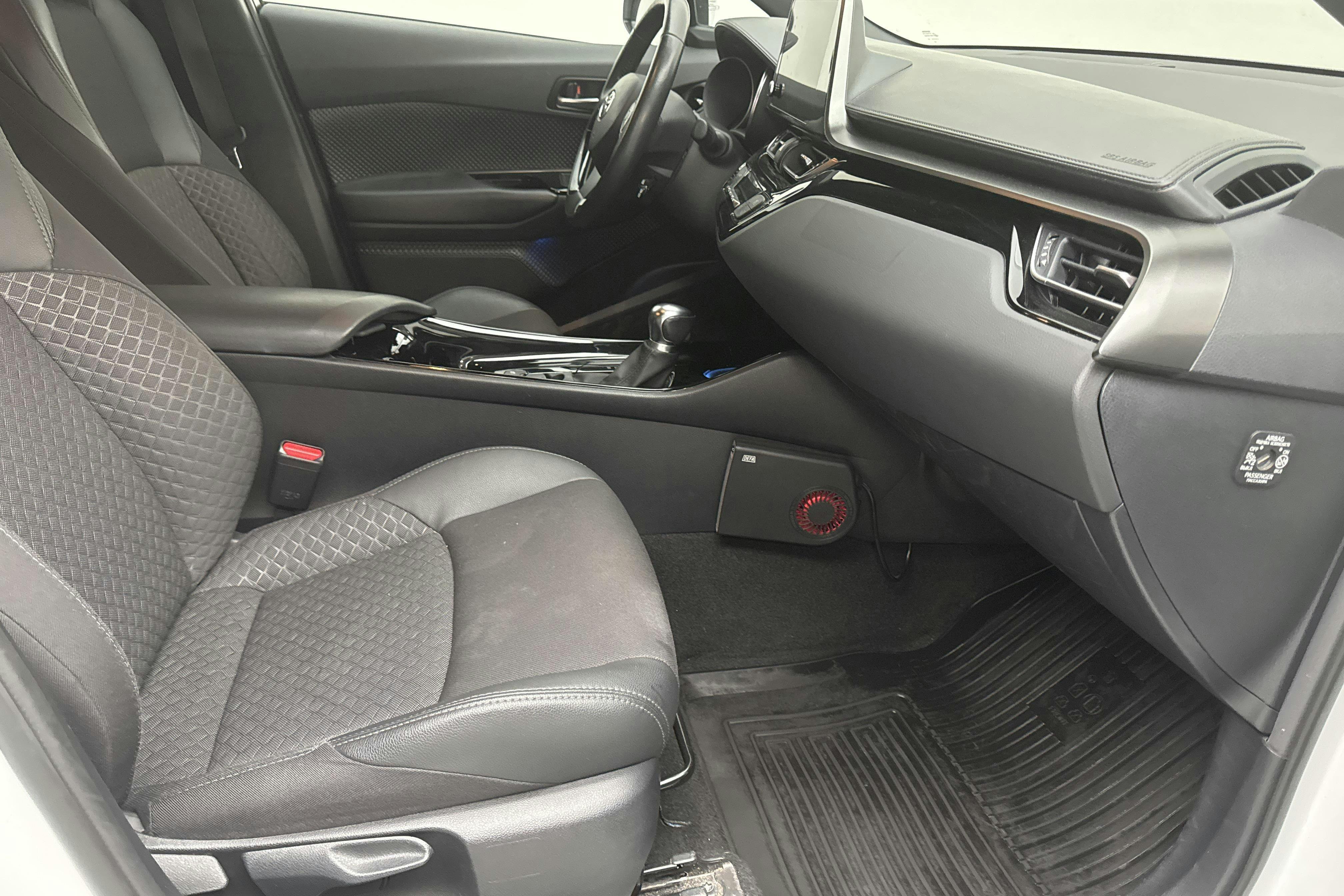 Vehicle Image 7