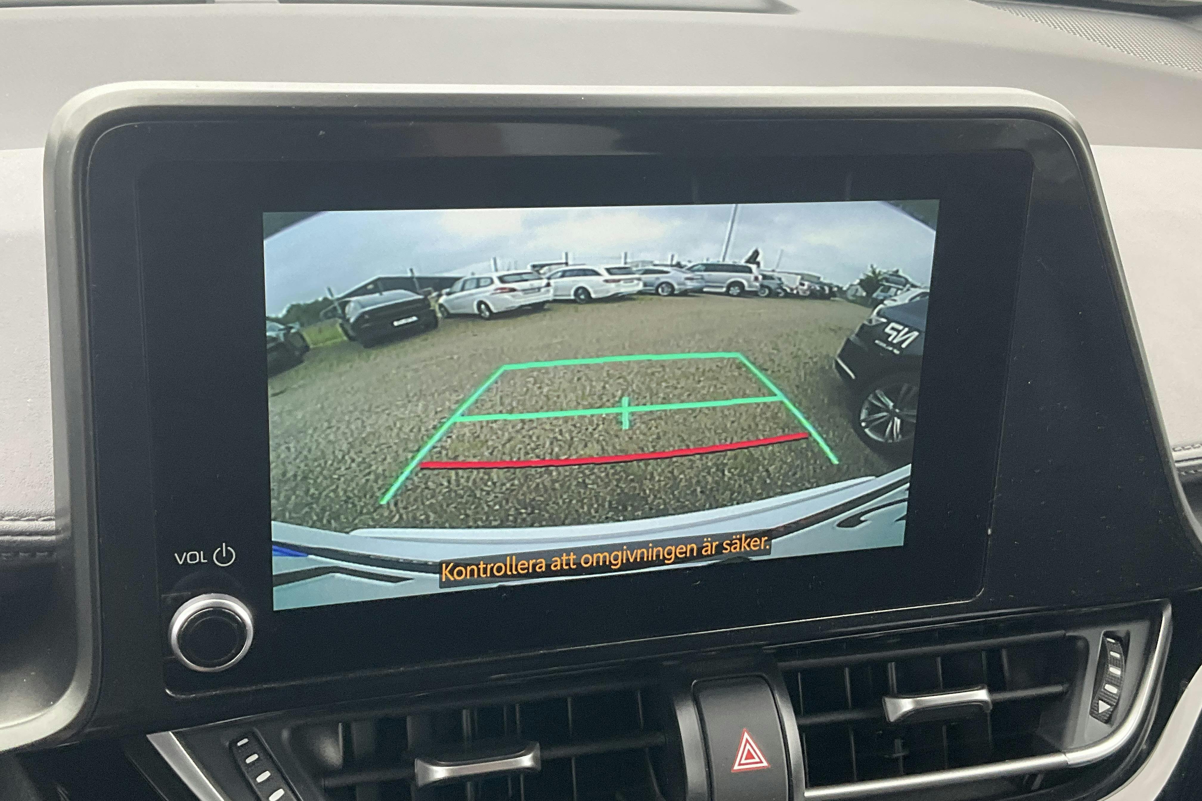 Vehicle Image 11