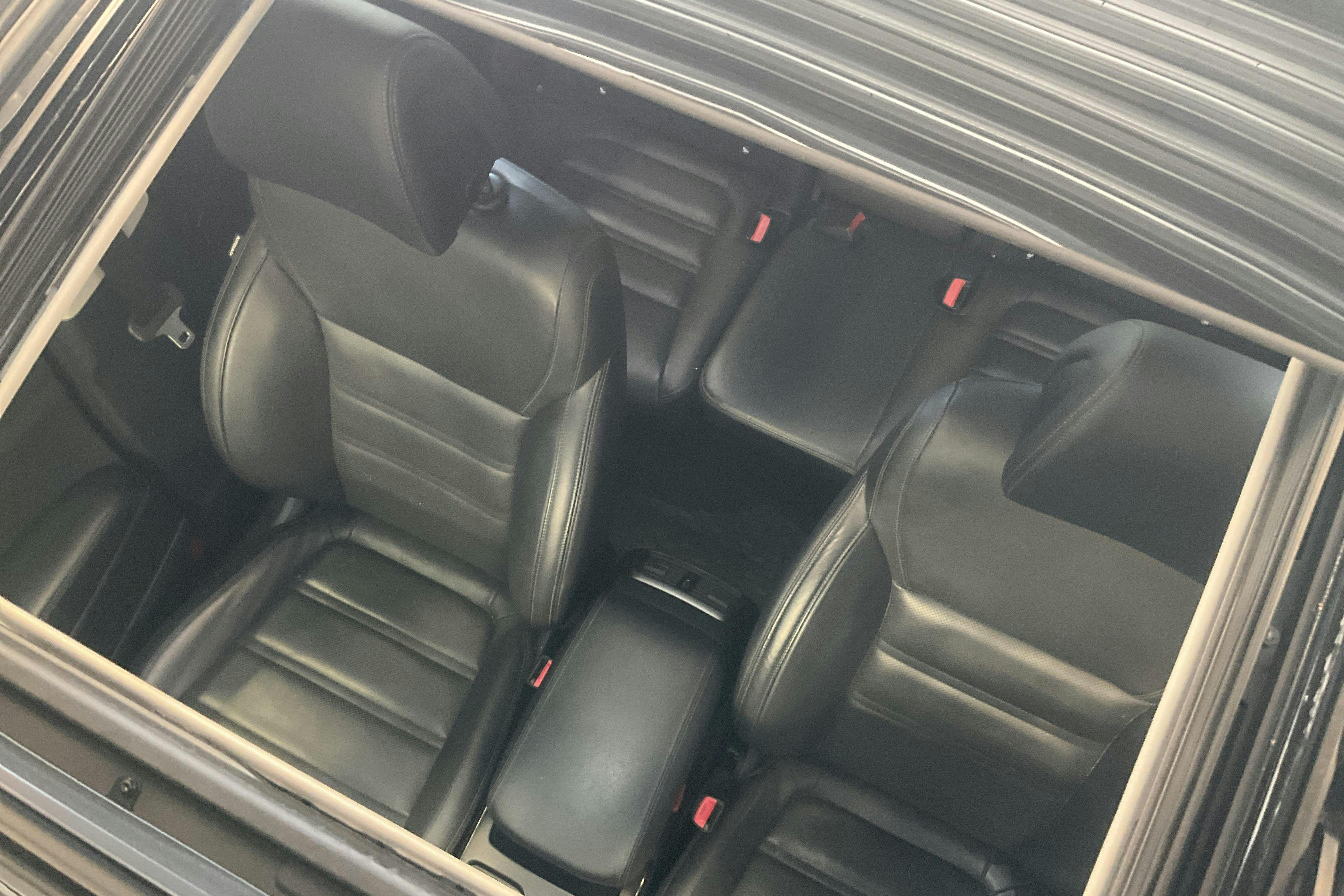 Vehicle Image 15