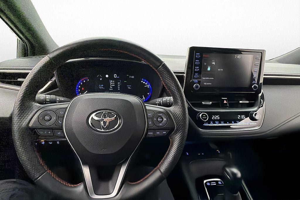 Vehicle Image 11